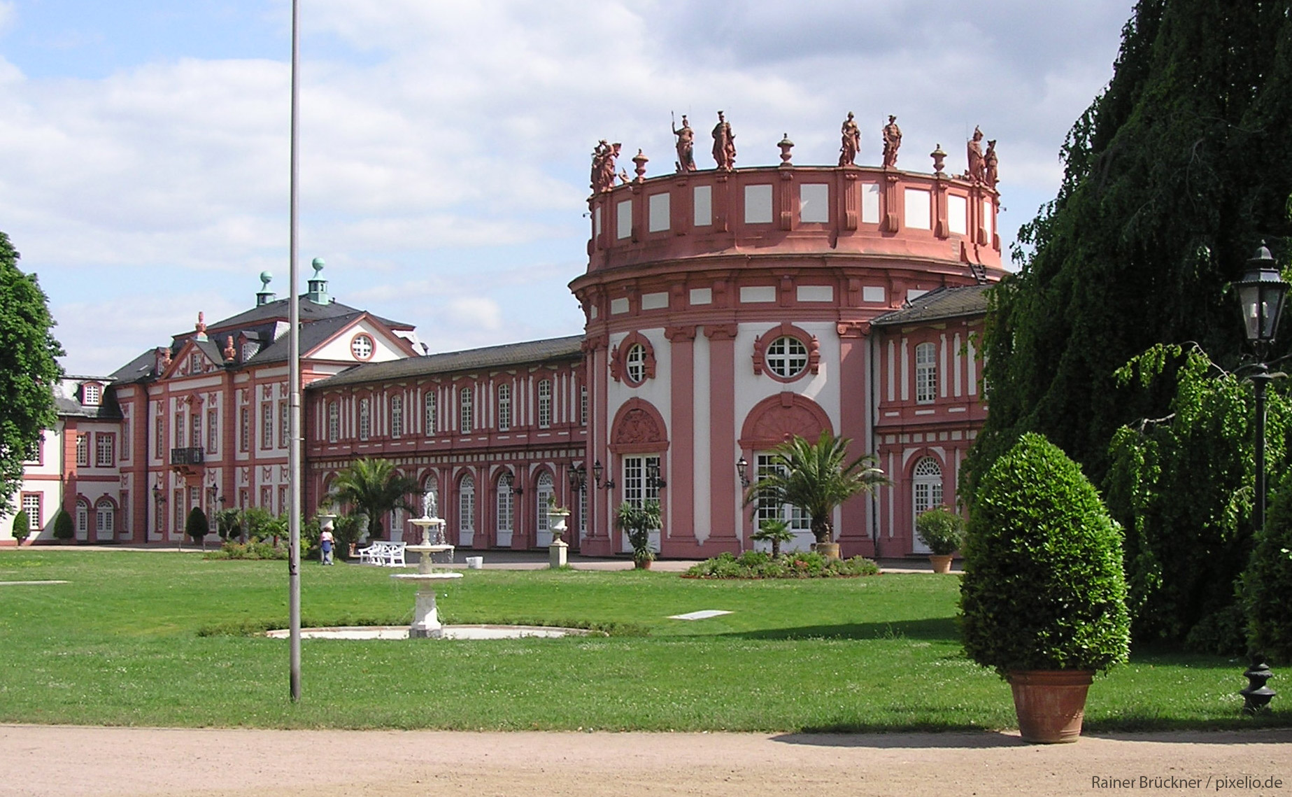 Schloss Biebrich, Wiesbaden, mit freundlicher Genehmigung durch Rainer Brückner / pixelio.de